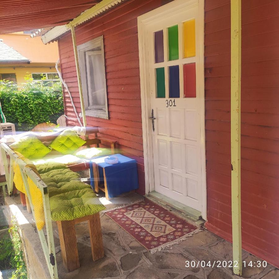 Side Tuana Garden Home Buitenkant foto